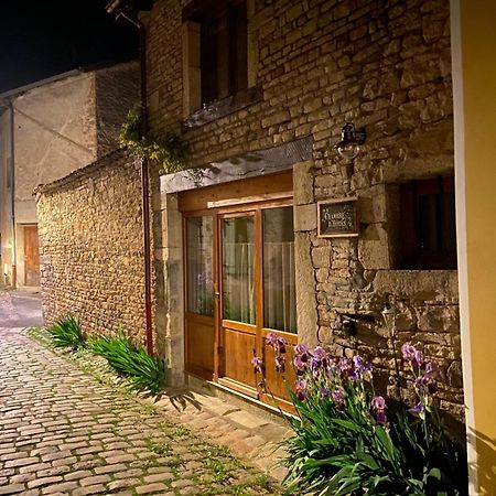 Chambre Les Marguerites Клюни Экстерьер фото